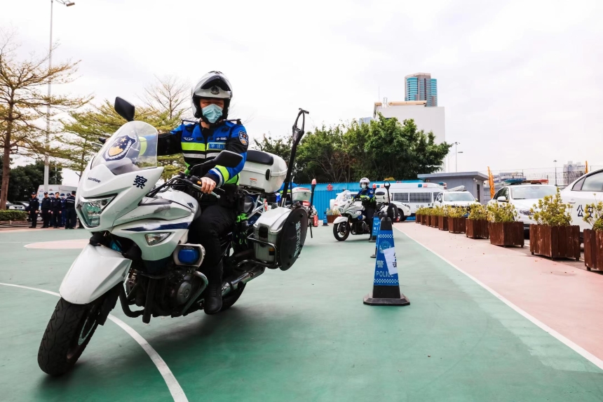 摩托車駕駛技能訓(xùn)練。深圳市公安局供圖